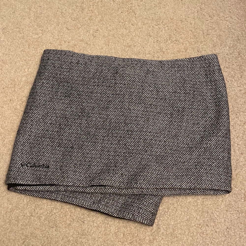 Columbia Infinity Scarf. New.